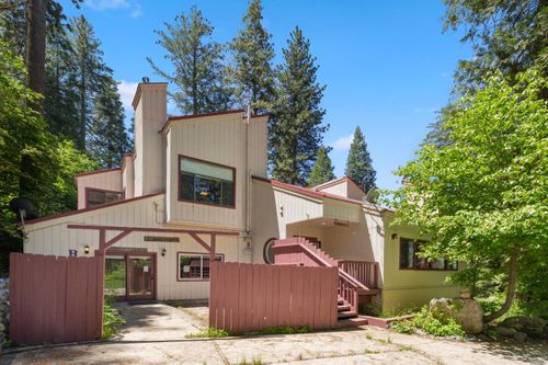 7204 Yosemite Park Way, Yosemite National Park, CA, 95389-9106 | Card Image