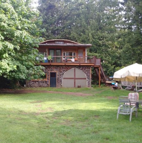 3380 Gunpowder Trail, Hornby Island, BC, V0R1Z0 | Card Image