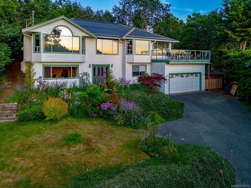 1206 Mckenzie Dr, Duncan, BC, V9L5R8 | Card Image