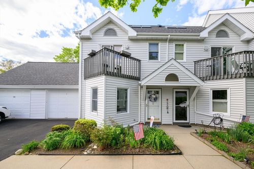 a-24 School St, Hull, MA, 02045-3281 | Card Image