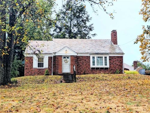 121 Richmond Cir, Pittsburgh, PA, 15237-3627 | Card Image