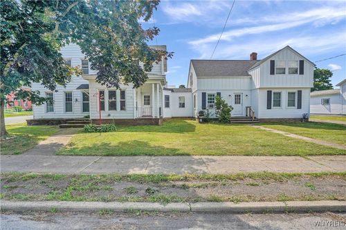 10470 Main St, North Collins, NY, 14111-9438 | Card Image