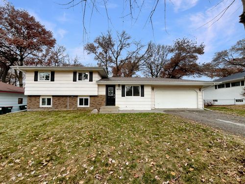 901 Oak Ridge Pt Ne, Blaine, MN, 55434-3036 | Card Image