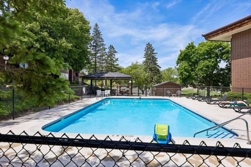 307-N85W15700 Ridge Road, Menomonee Falls, WI, 53051 | Card Image