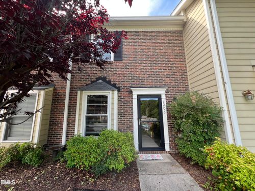 2206 Alpine Rd, Durham, NC, 27707-3970 | Card Image