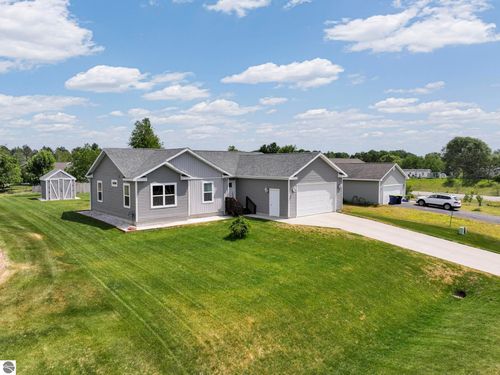 4566 Kory Ln, Traverse City, MI, 49685-7455 | Card Image