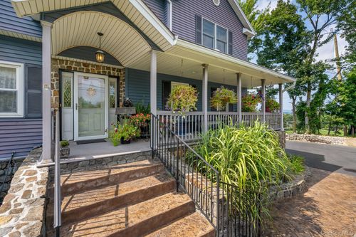 66 Thiells Mount Ivy Rd, Pomona, NY, 10970-3703 | Card Image