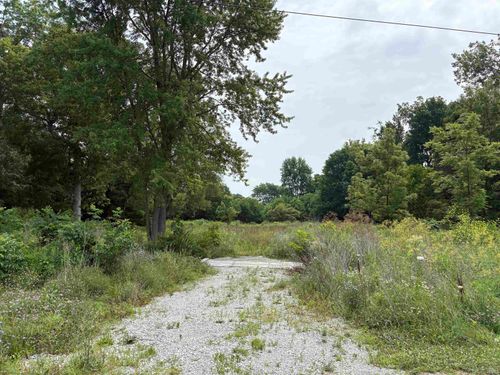 2573 S 300 W Road, Peru, IN, 46970 | Card Image