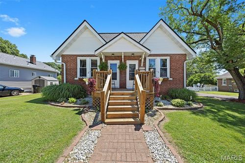 920 S 5th Street, Belleville, IL, 62220 | Card Image