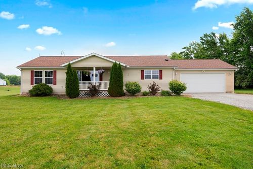 18741 West Rd, Wellington, OH, 44090-9818 | Card Image
