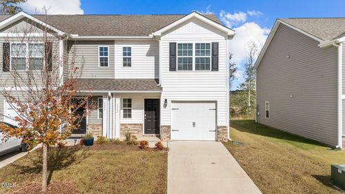 122 March Creek Dr, Fuquay Varina, NC, 27526-4083 | Card Image