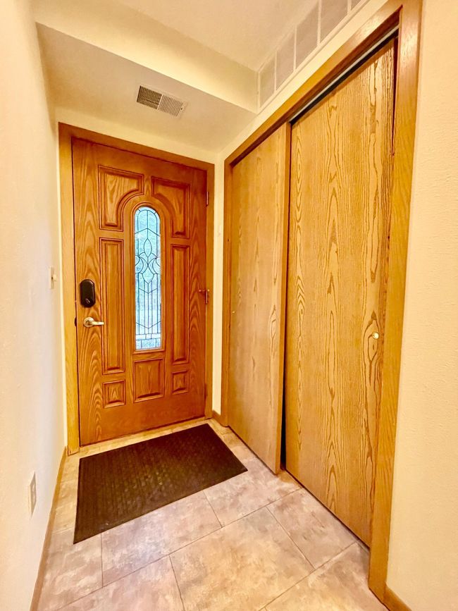 Apartment entry.jpg | Image 42