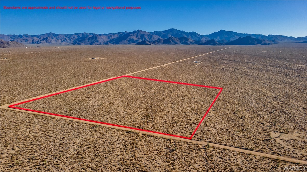 Land in Yucca 4