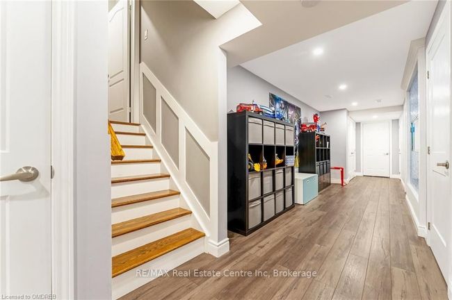 344 Landsborough Ave, House attached with 3 bedrooms, 4 bathrooms and 2 parking in Milton ON | Image 37