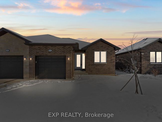 2540 Pillette Rd, House attached with 2 bedrooms, 2 bathrooms and 2 parking in Windsor ON | Image 36