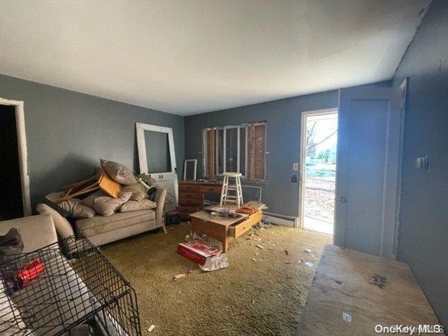 35 Pequot Ln, House other with 4 bedrooms, 1 bathrooms and null parking in East Islip NY | Image 8