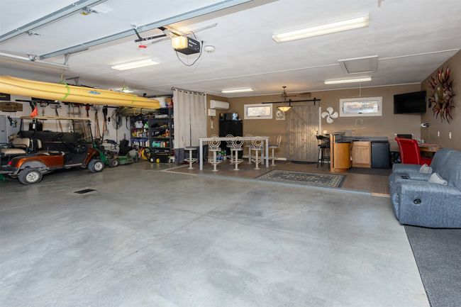 8121 Oak Ridge Dr, Home with 5 bedrooms, 3 bathrooms and null parking in Dexter IA | Image 35