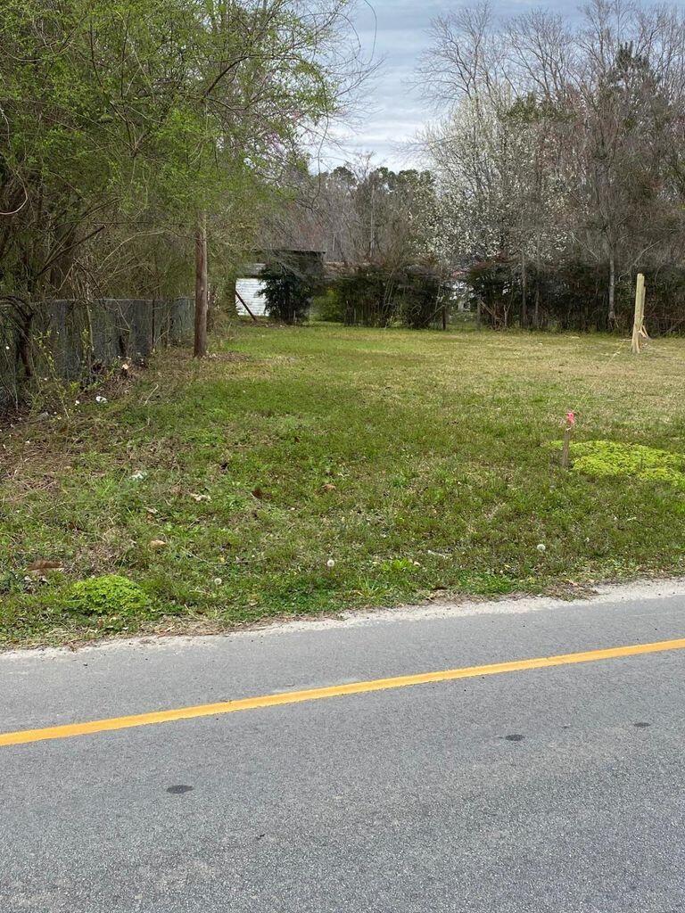 Land in Bonneau 2