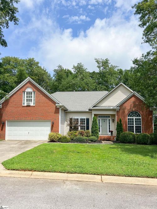 4 W Glohaven Place, Simpsonville, SC, 29681 | Card Image