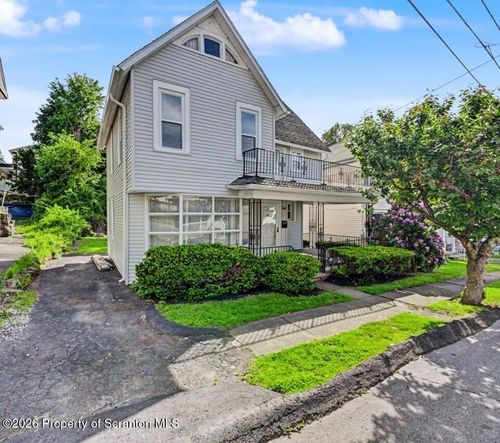 34 Darte Ave, Carbondale, PA, 18407-2131 | Card Image
