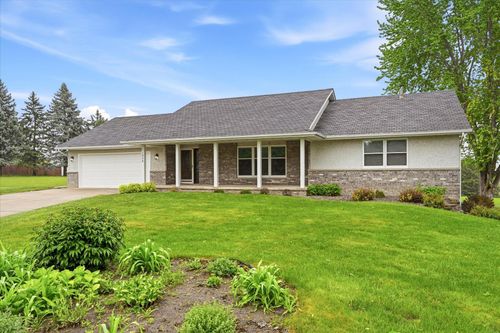 11826 Larabee Cir Ne, Albertville, MN, 55301-8745 | Card Image