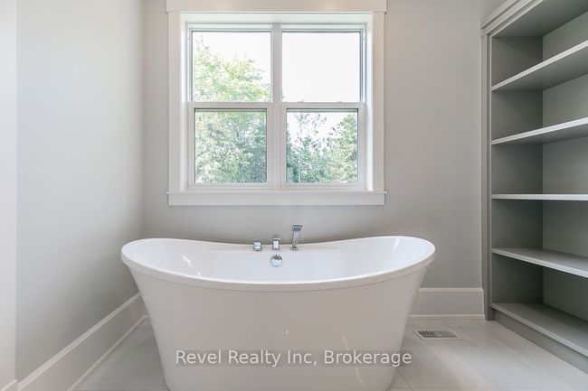 1749 Tiny Beaches Rd S, House other with 5 bedrooms, 3 bathrooms and 6 parking in Tiny ON | Image 19
