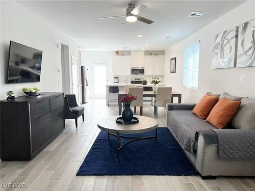 3713 Neblina Dr, Henderson, NV, 89052-8306 | Card Image