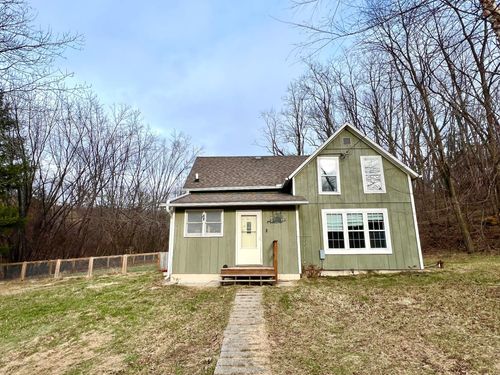 870 Julson Ridge Rd, Independence, WI, 54747-8018 | Card Image