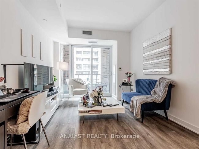 213 - 100 Eagle Rock Way, Condo with 1 bedrooms, 1 bathrooms and null parking in Maple ON | Image 12