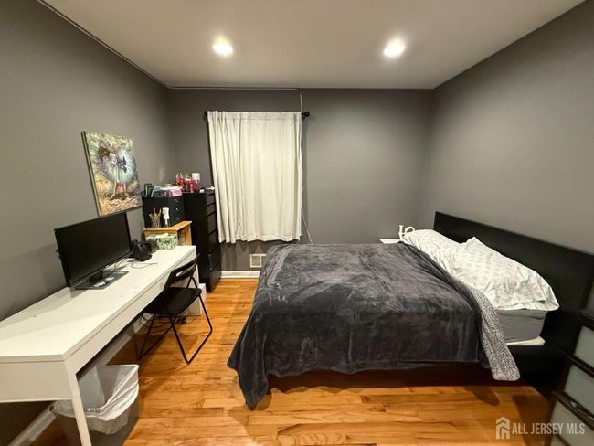 420 Seneca Ave, House other with 4 bedrooms, 2 bathrooms and null parking in Middlesex NJ | Image 11