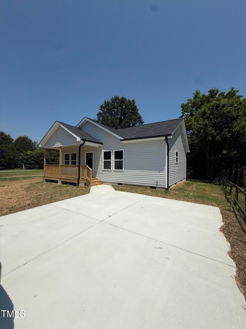 273 Foster St, Burlington, NC, 27217-8381 | Card Image