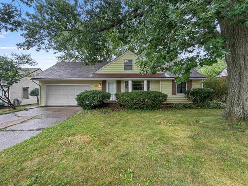 1721 Parkview Avenue, Rockford, IL, 61107 | Card Image