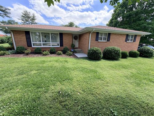 207 Mary Sharp Dr, Decherd, TN, 37324-3811 | Card Image