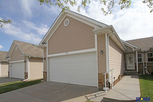 3144 Gunsmoke Dr, Lincoln, NE, 68507-9704 | Card Image