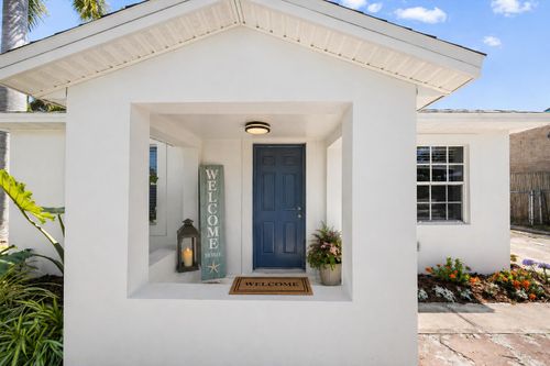 143 E 23rd St, Riviera Beach, FL, 33404-4509 | Card Image