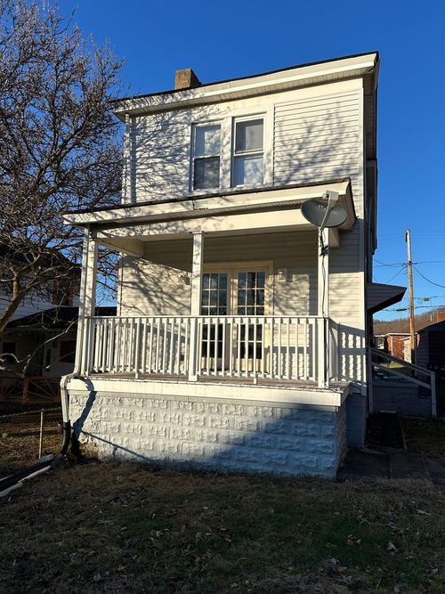 27 16th St, McMechen, WV, 26040-1321 | Card Image