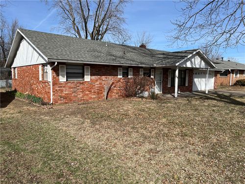 1602 Se P St, Bentonville, AR, 72712-6841 | Card Image