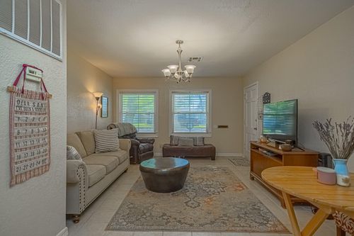 126 Bonita Ave, Galveston, TX, 77550-3106 | Card Image