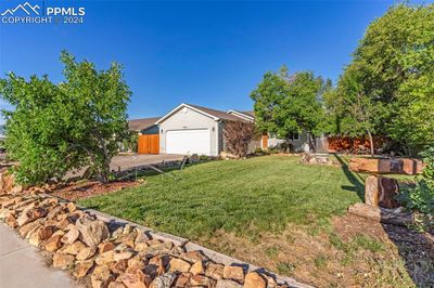 843 Field Avenue, House other with 3 bedrooms, 2 bathrooms and 2 parking in Canon City CO | Image 3