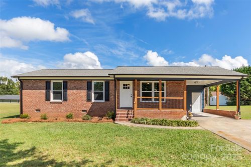 2525 Oxford Cir, Lancaster, SC, 29720-9580 | Card Image