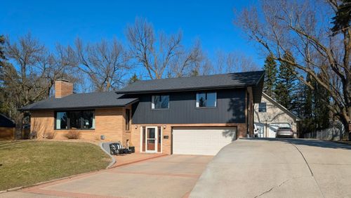 1308 Ridgeview Dr, Montevideo, MN, 56265-1053 | Card Image