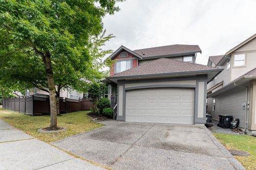 19657 69a Avenue, Langley, BC, V2Y3A6 | Card Image
