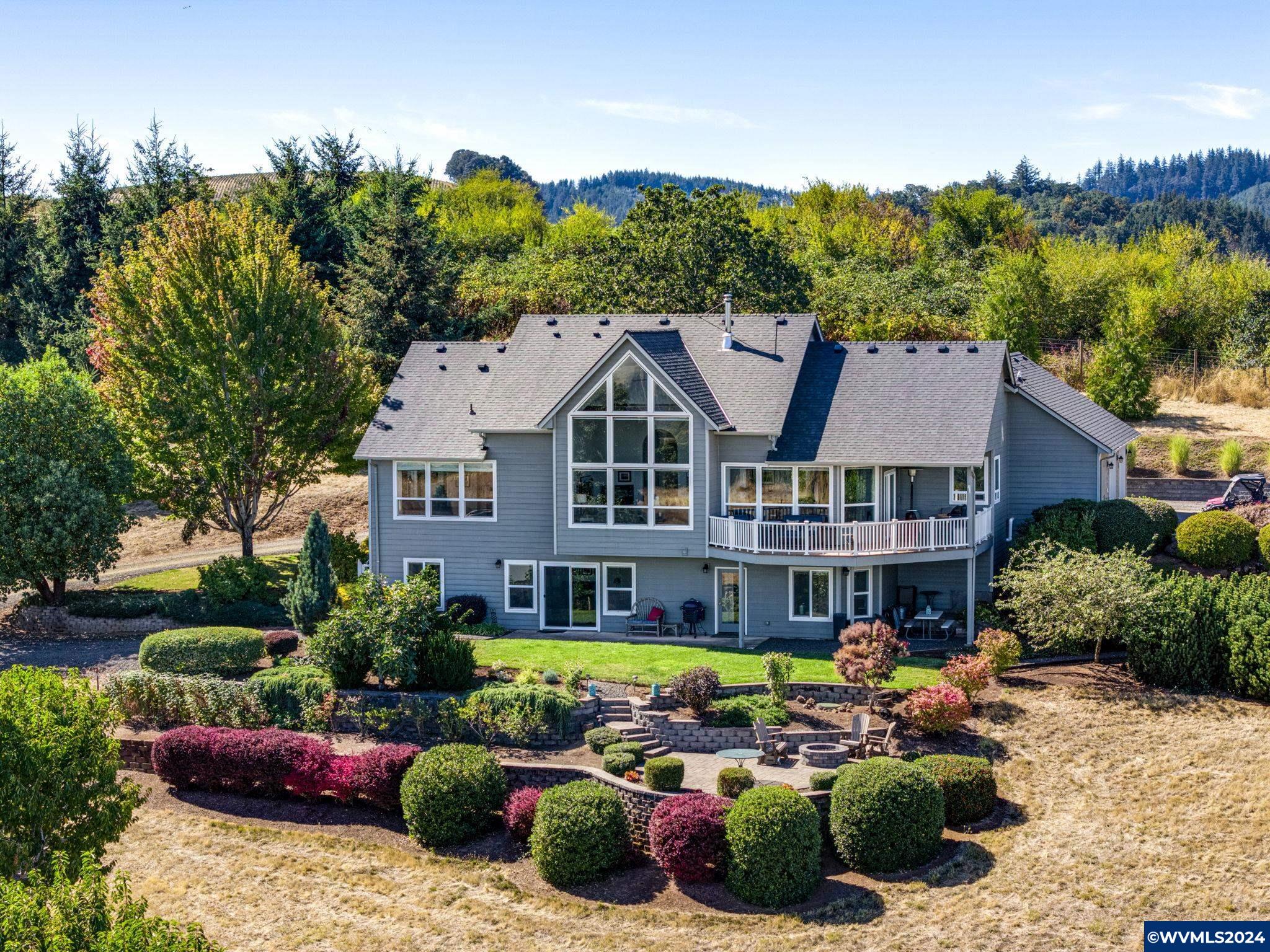 Beach Ln, Salem, OR 97304