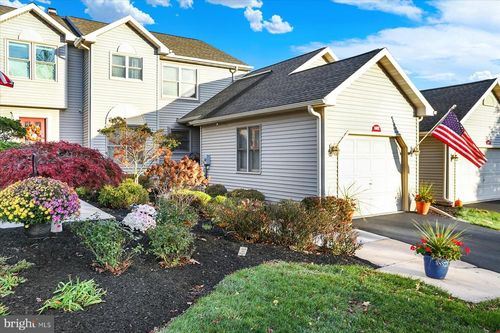 1402 Red Maple Ct, New Cumberland, PA, 17070-2224 | Card Image