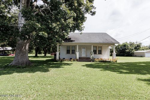 203 N New St, Whitakers, NC, 27891-2502 | Card Image