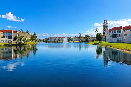 112-2750 W Sunrise Lakes Dr, Sunrise, FL, 33322-7702 | Card Image