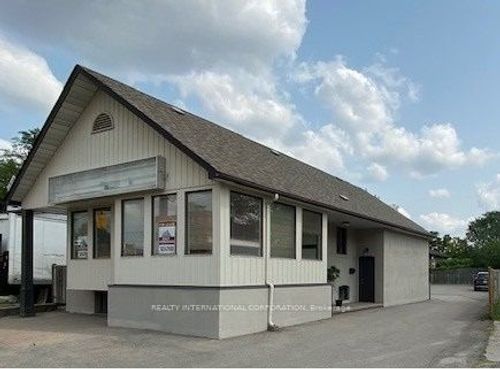 2821 Keele Street Street, North York, ON, M3M2G6 | Card Image