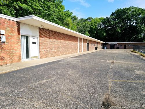 7-3015 Atlanta Hwy, Montgomery, AL, 36109-3405 | Card Image