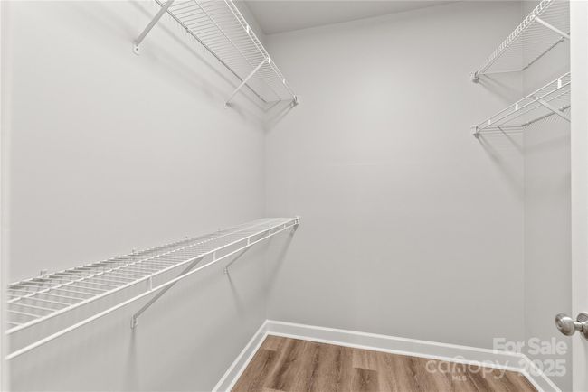 Large walk in closet | Image 29