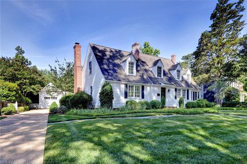 124 Indian Springs Rd, Williamsburg, VA, 23185-3936 | Card Image